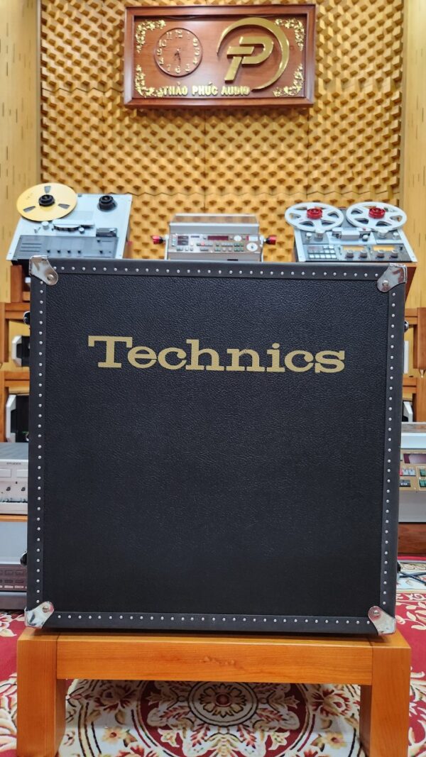 TECHNICS 1700U HỘP DA