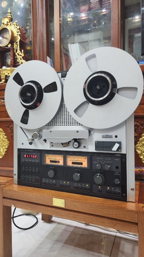 REVOX C270 TỪ BƯỚM